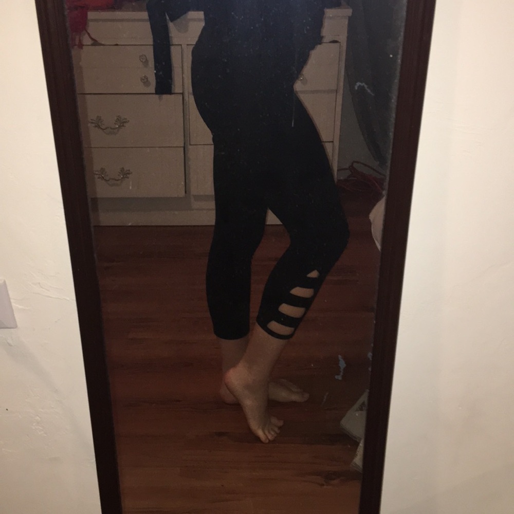Black leggings